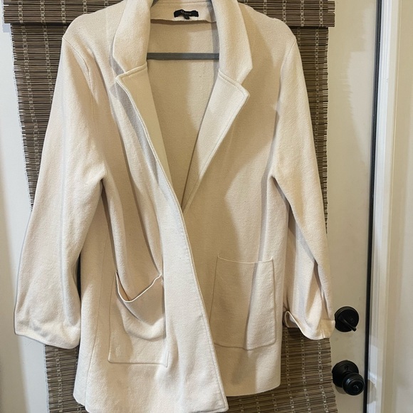 Quince 100% Organic cotton Elegant White Blazer sweater - Picture 2 of 6